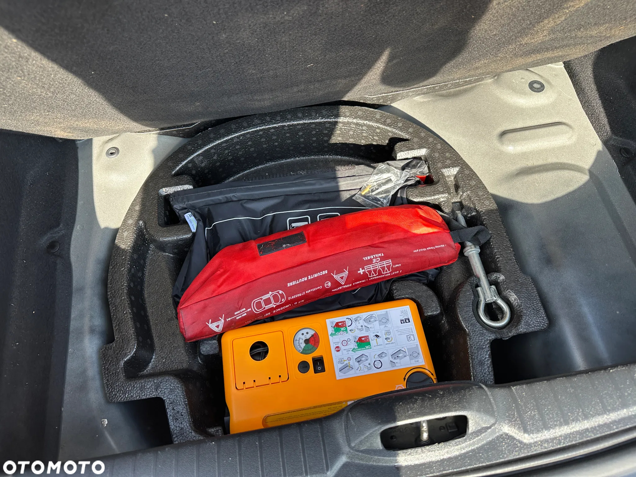 Peugeot 208 - 26