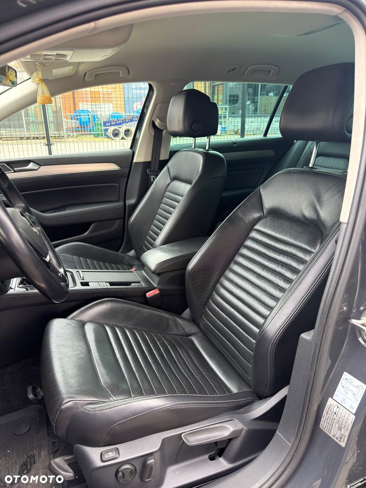 Volkswagen Passat 2.0 TDI BMT Highline - 9