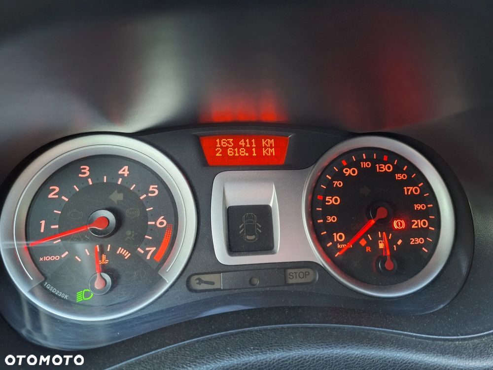Renault Clio 1.2 16V Alize - 6