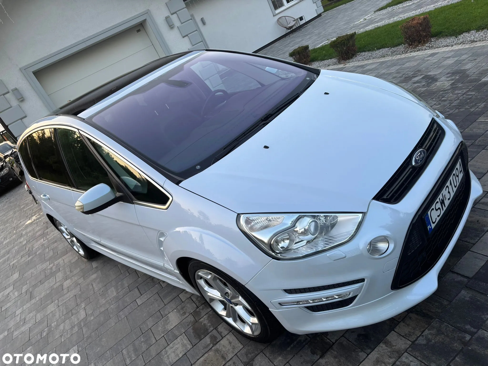 Ford S-Max 2.0 EcoBoost Titanium X - 32