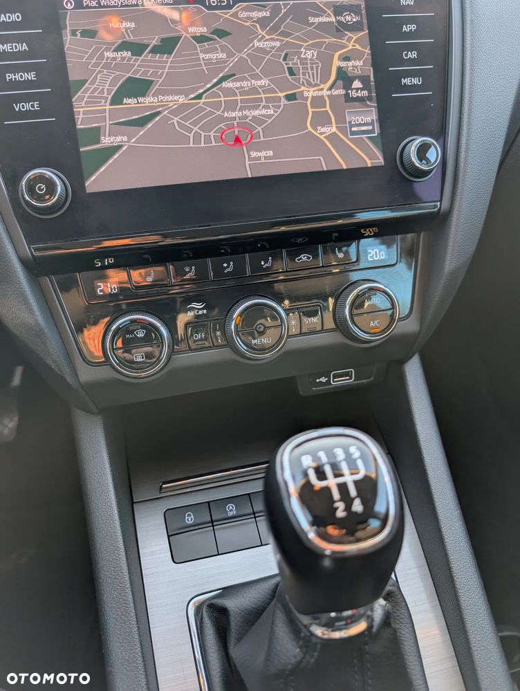Skoda Octavia 1.6 TDI Soleil - 16