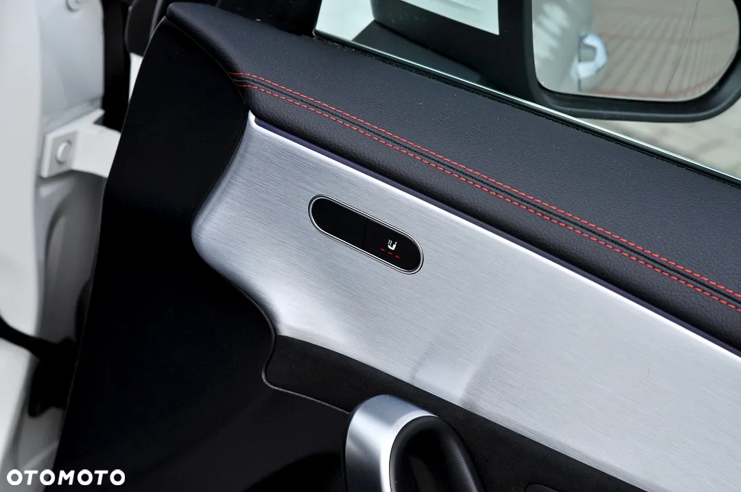 Mercedes-Benz CLA 200 d Shooting Brake 8G-DCT AMG Line - 22