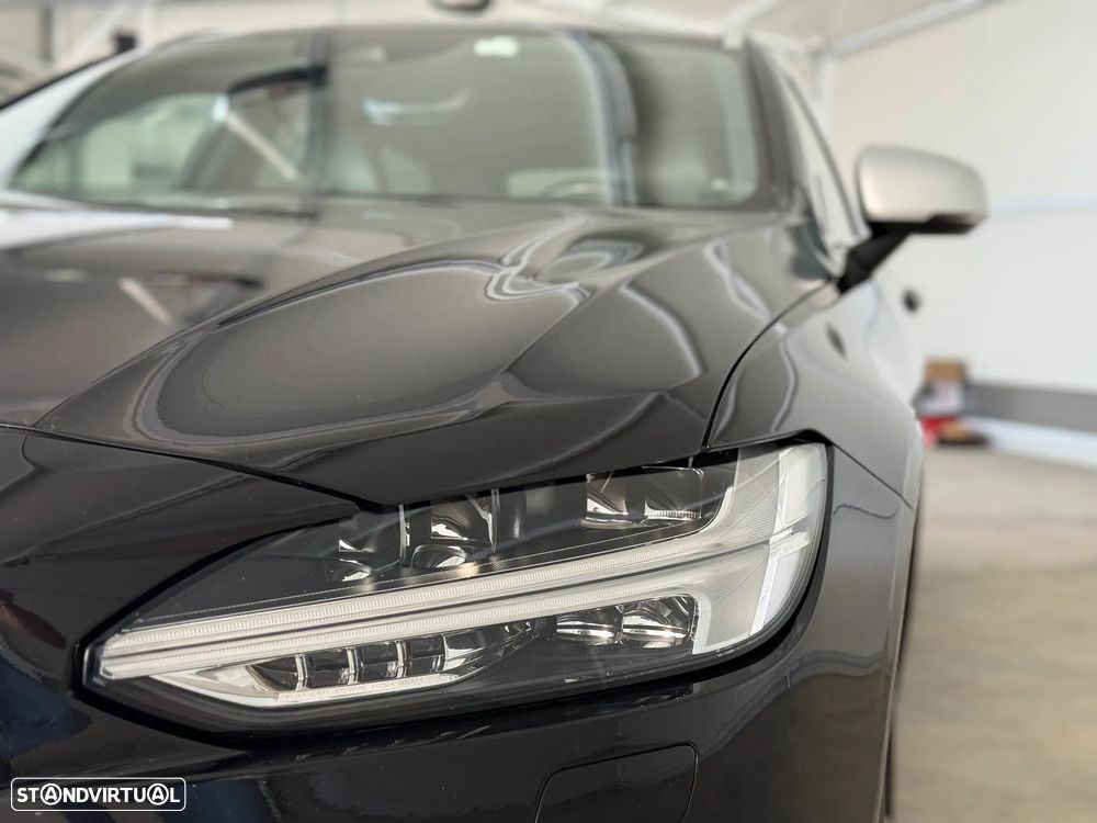 Volvo V90 D5 AWD Geartronic R Design - 11