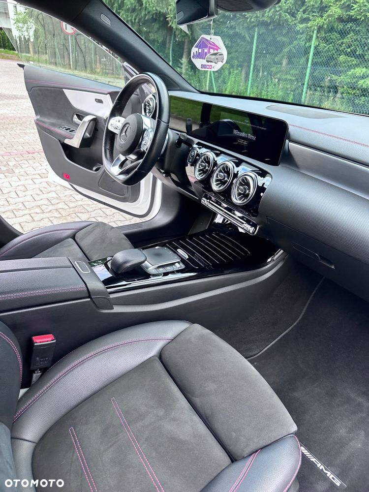 Mercedes-Benz CLA 250 4-Matic AMG Line 7G-DCT - 11