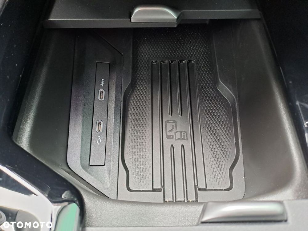 Skoda Superb 2.0 TDI SCR 4x4 Sportline DSG - 18