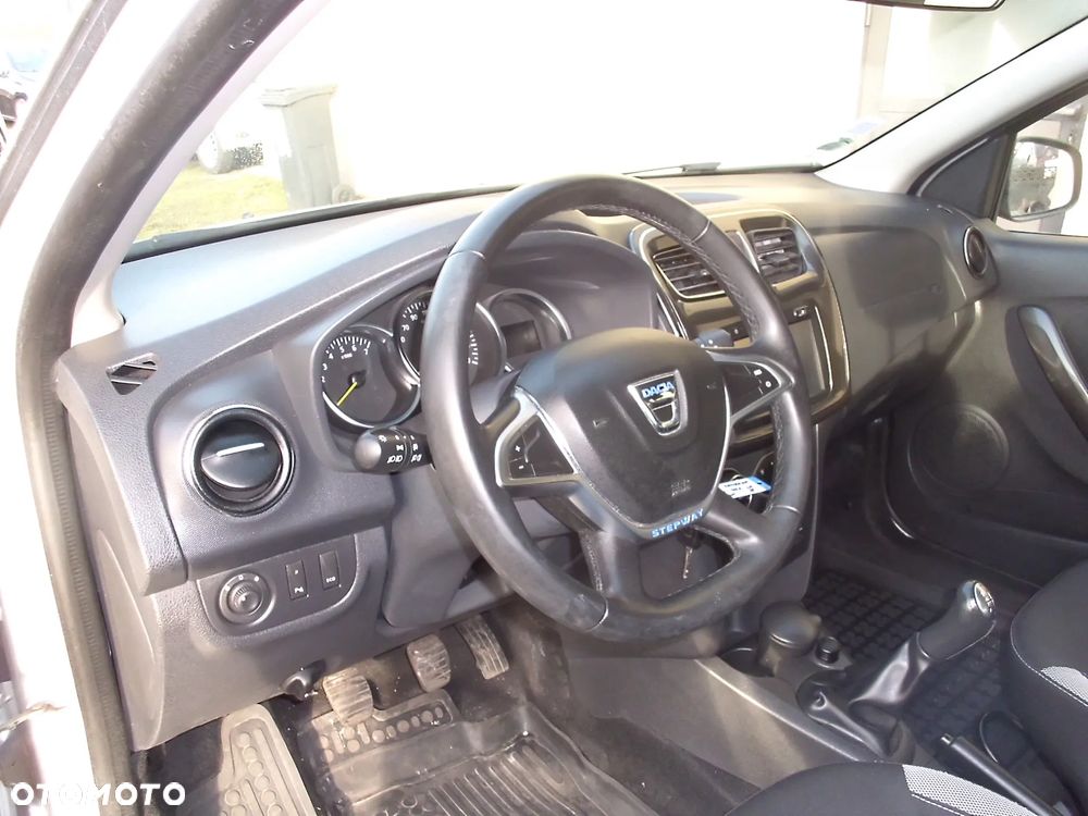 Dacia Sandero Stepway 0.9 TCe Laureate - 11