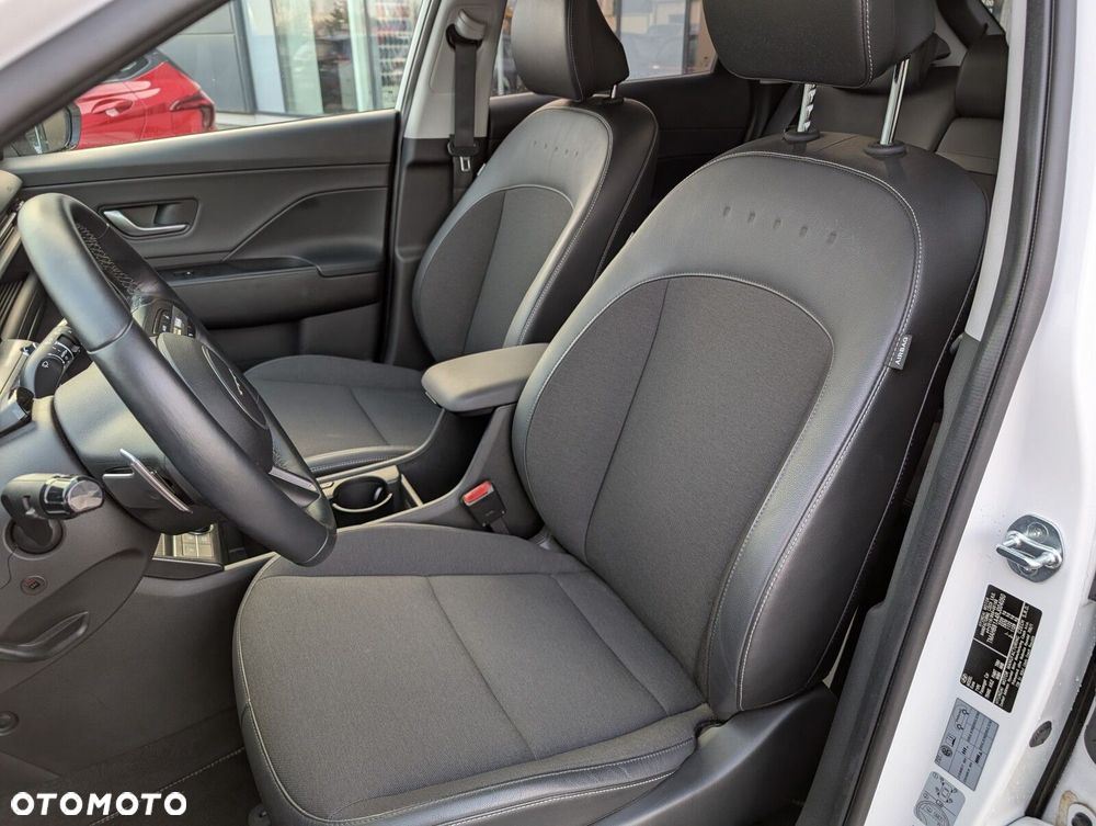 Hyundai Kona 65kWh Executive - 15