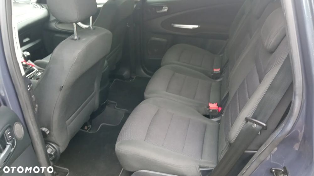 Ford S-Max 2.0 TDCi DPF Titanium - 12