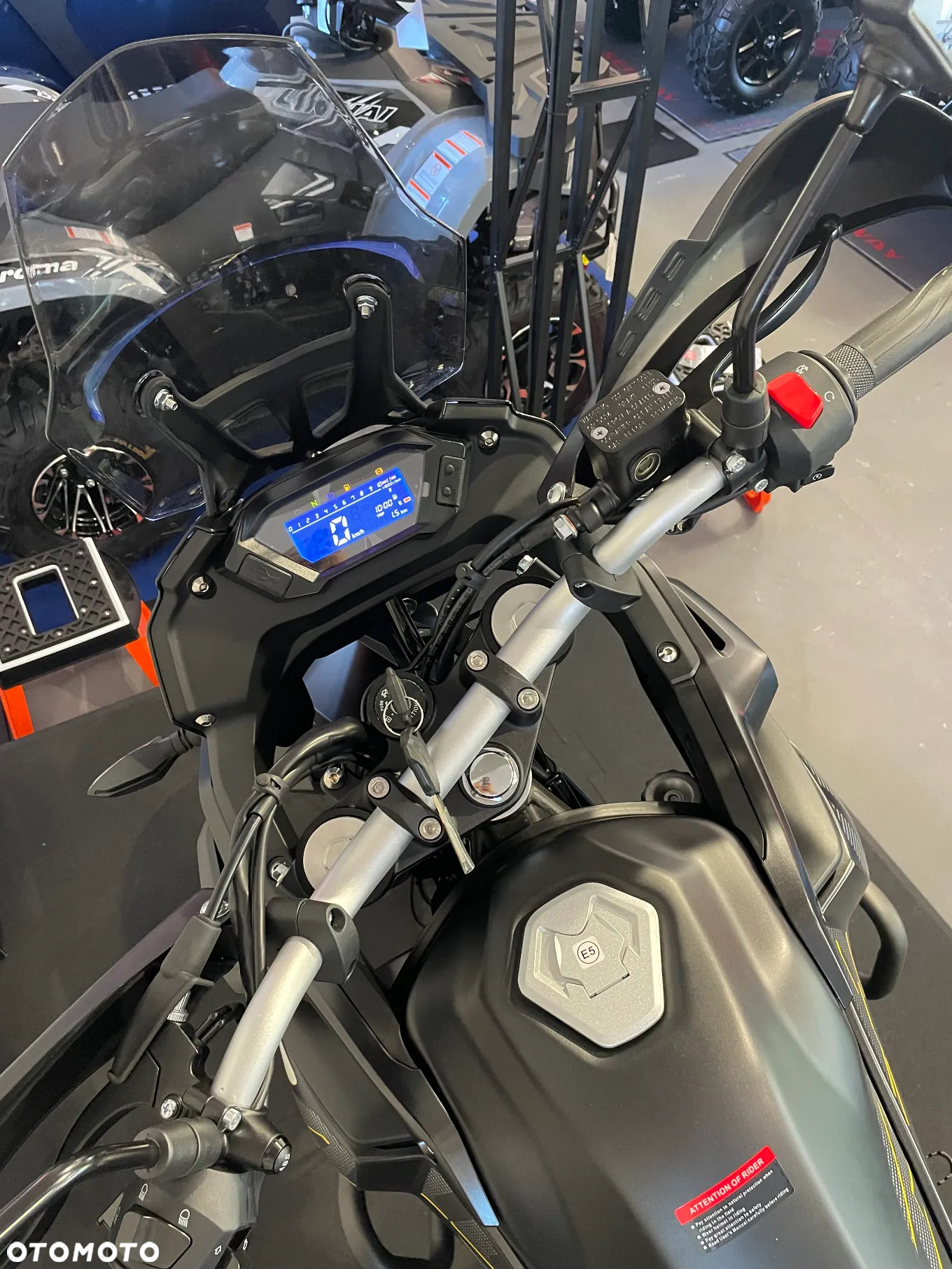 VOGE 300GY RALLY - 9