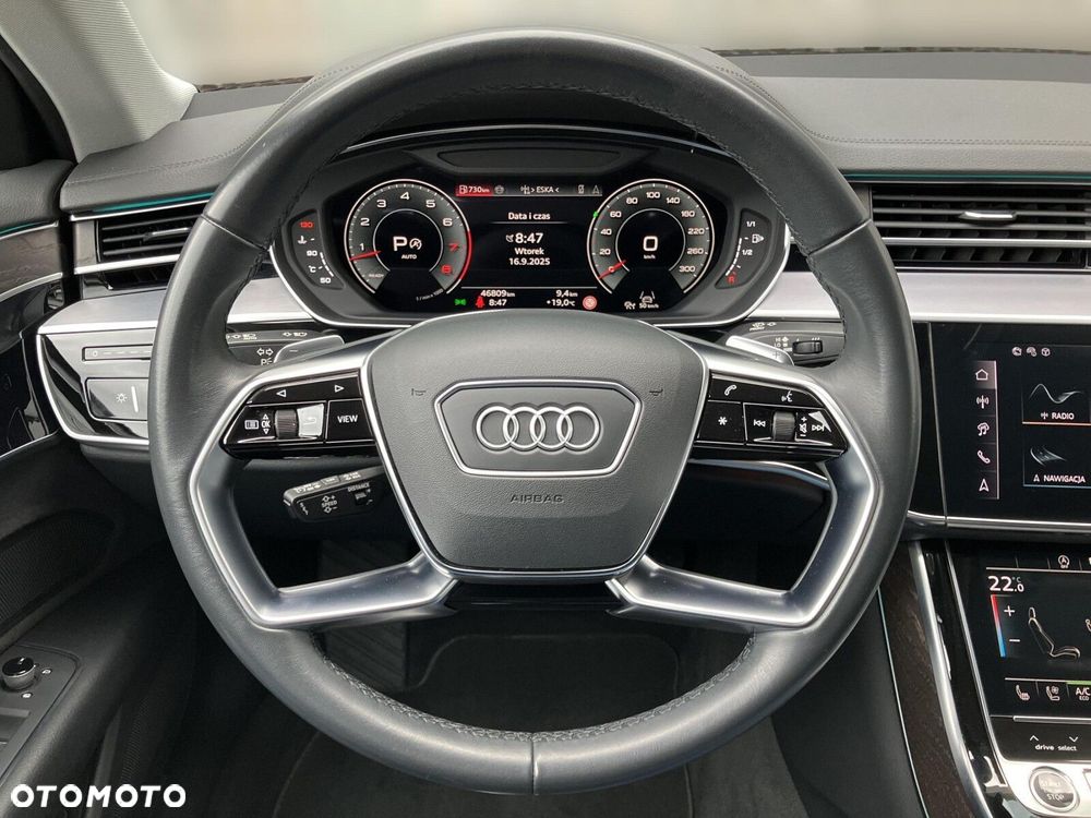 Audi A8 - 11