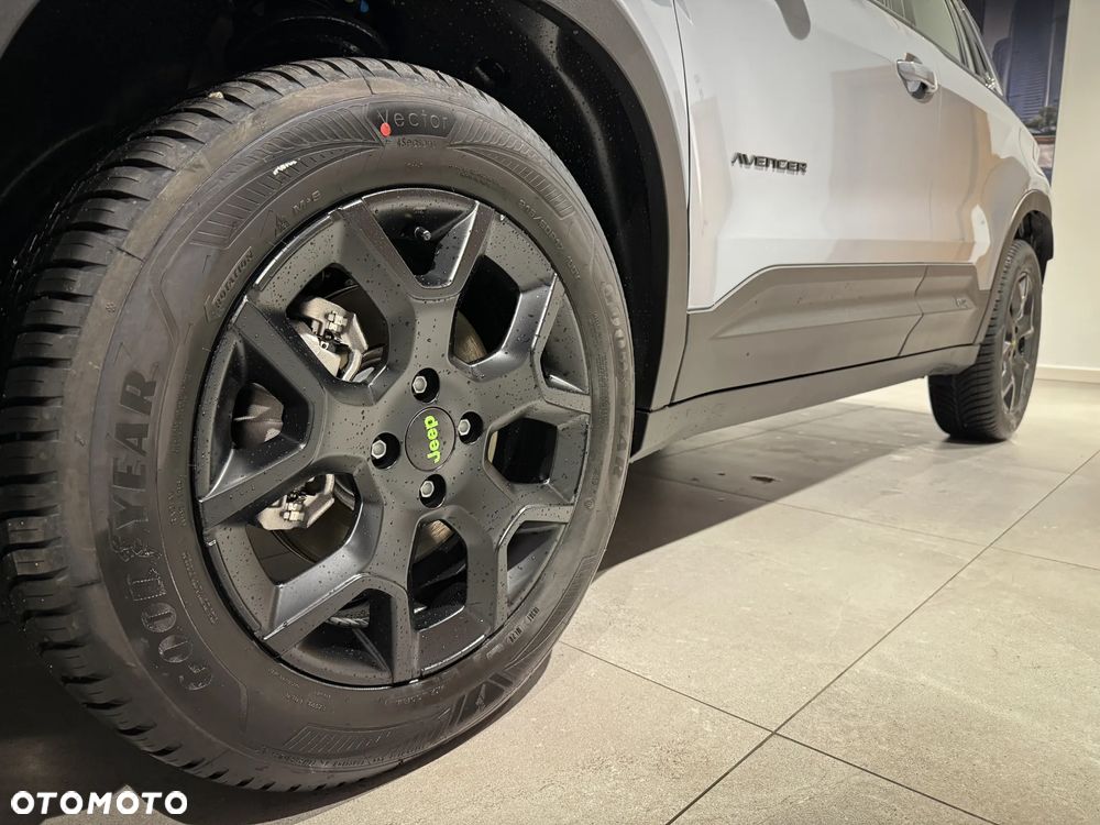 Jeep Avenger 1.2 T3 mHEV Upland 4xe eDCT6 - 14