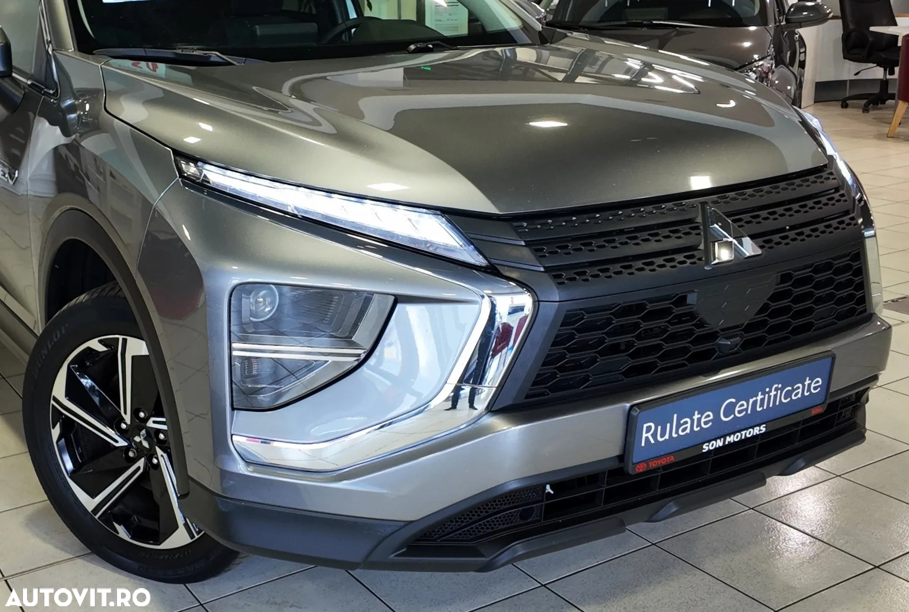 Mitsubishi Eclipse-Cross Plug-In Hybrid 4WD Intro Edition - 9