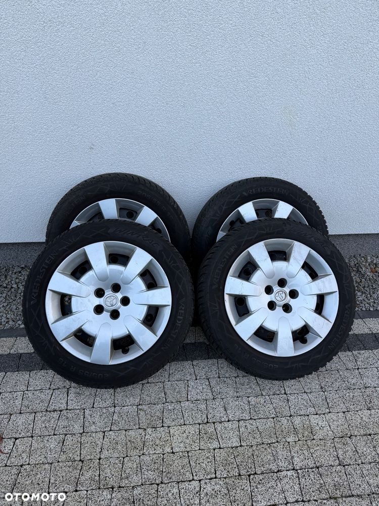 Toyota Avensis 1.8 VVT-i Combi - 19