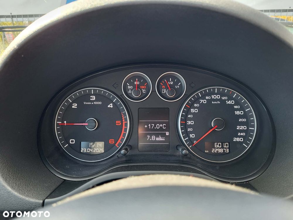 Audi A3 3-drzwiowe 2.0 TDI DPF Ambiente - 6