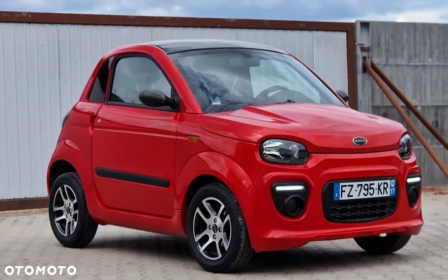 Microcar DUE - 1