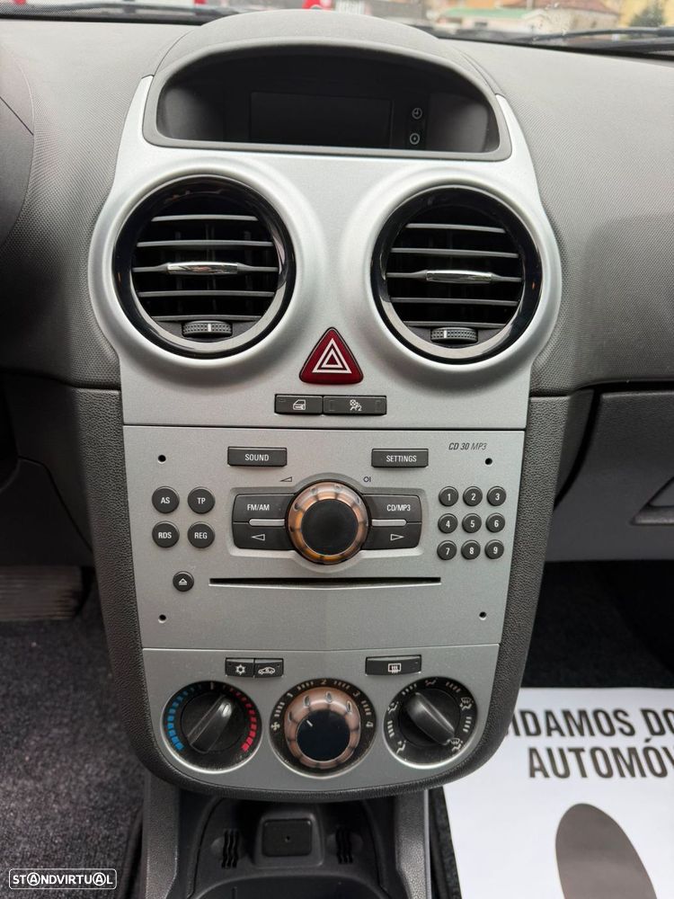 Opel Corsa 1.2 Connect Easytronic - 29