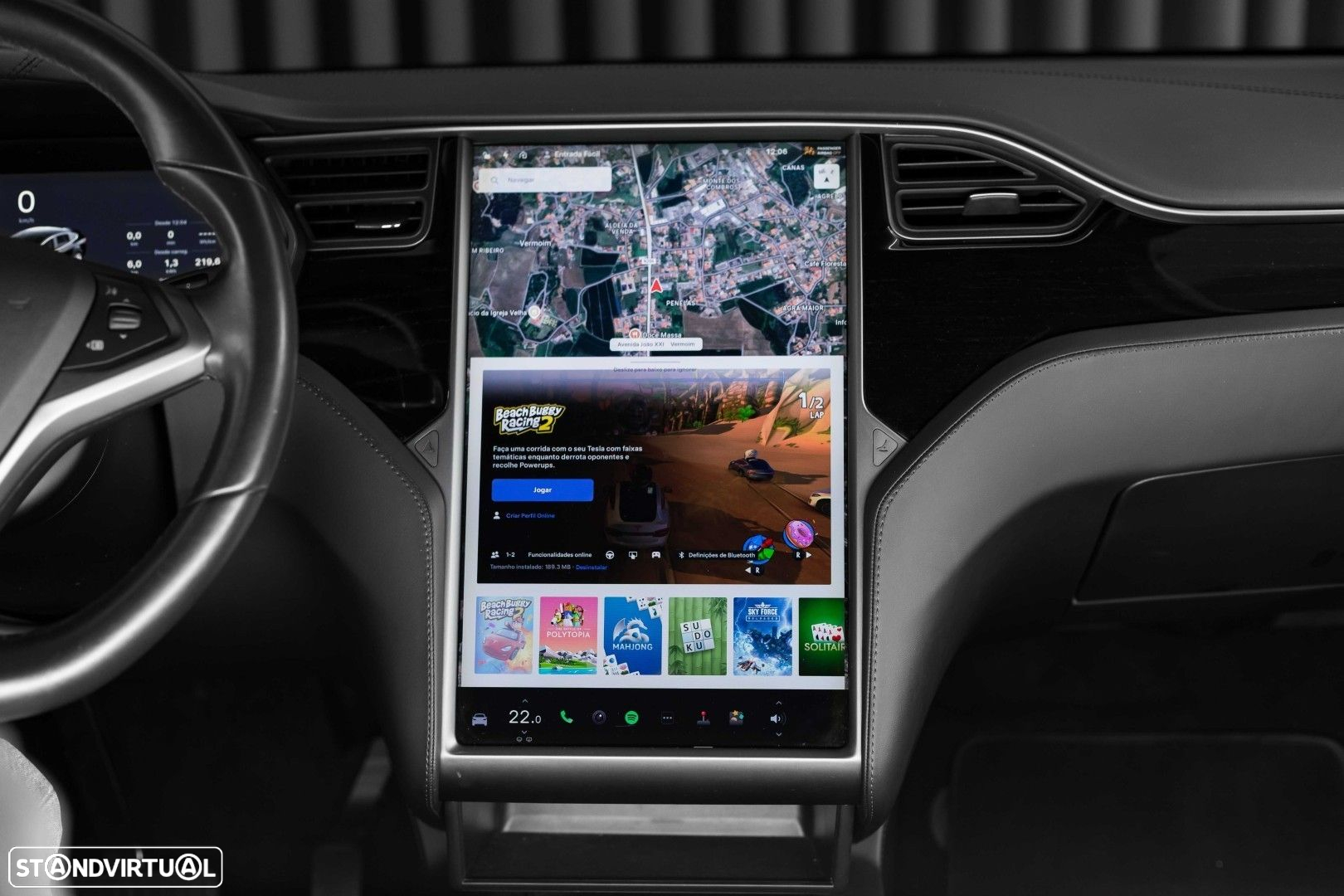 Tesla Model X 75D - 37