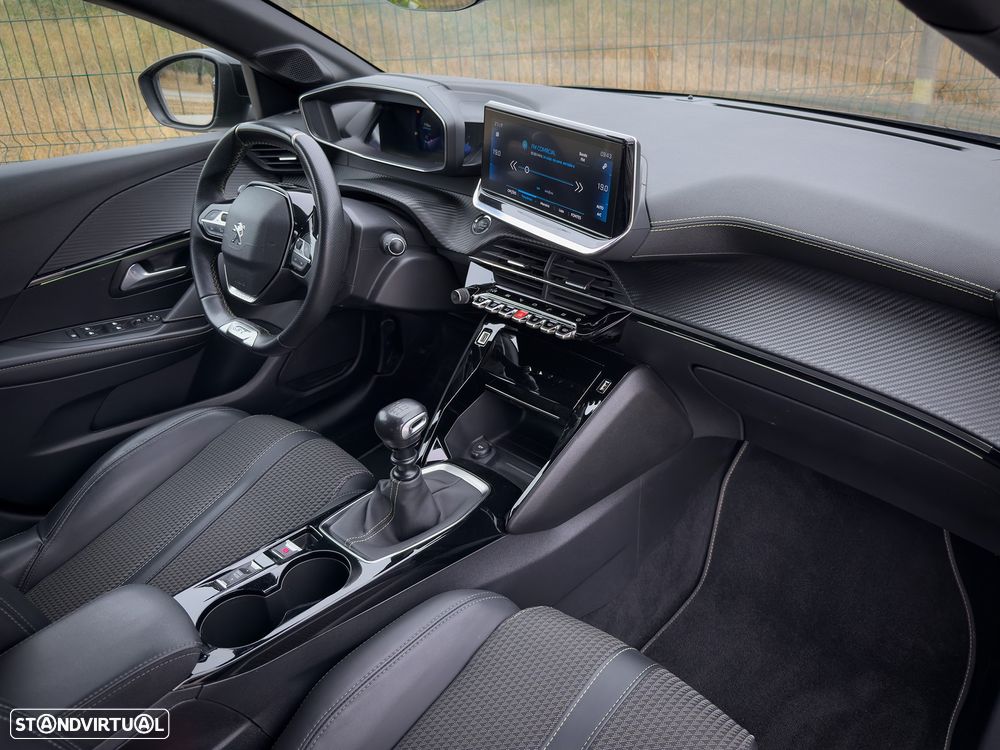 Peugeot 208 1.2 PureTech GT Line - 9