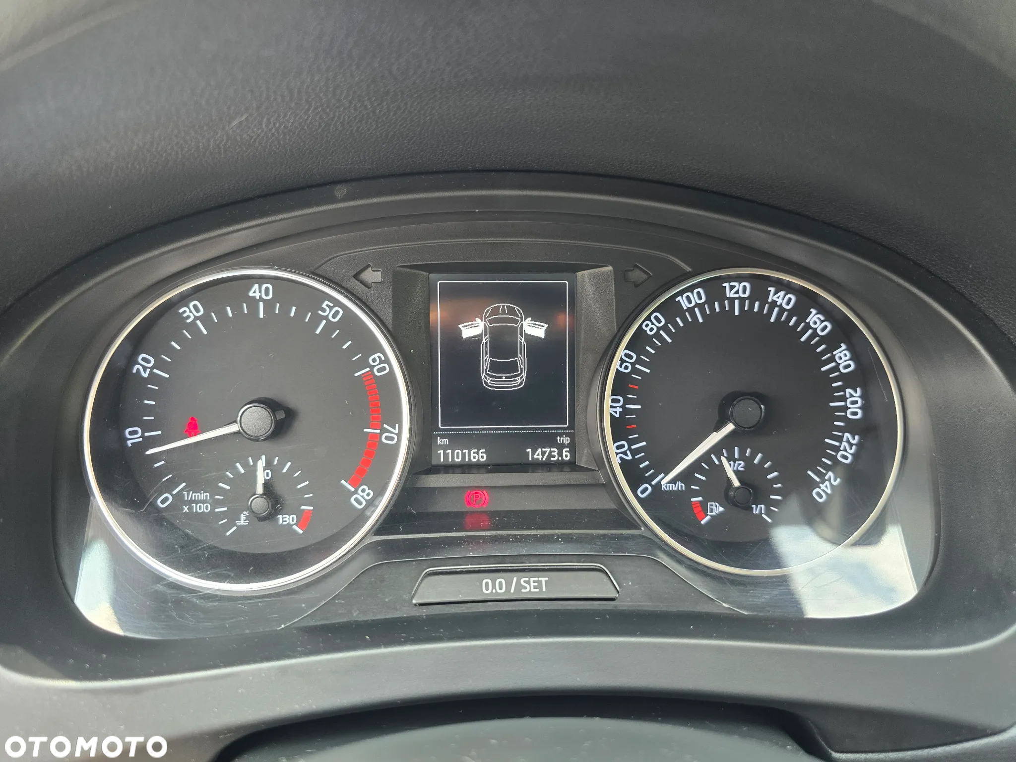 Skoda RAPID - 25