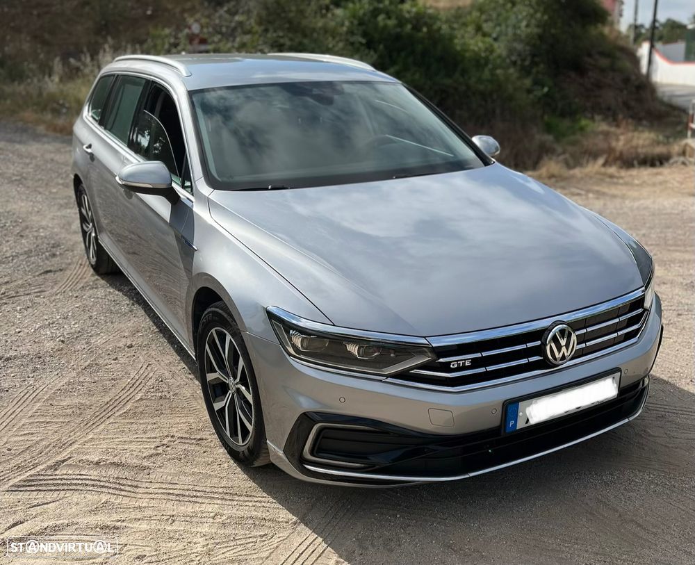 VW Passat Variant - 16