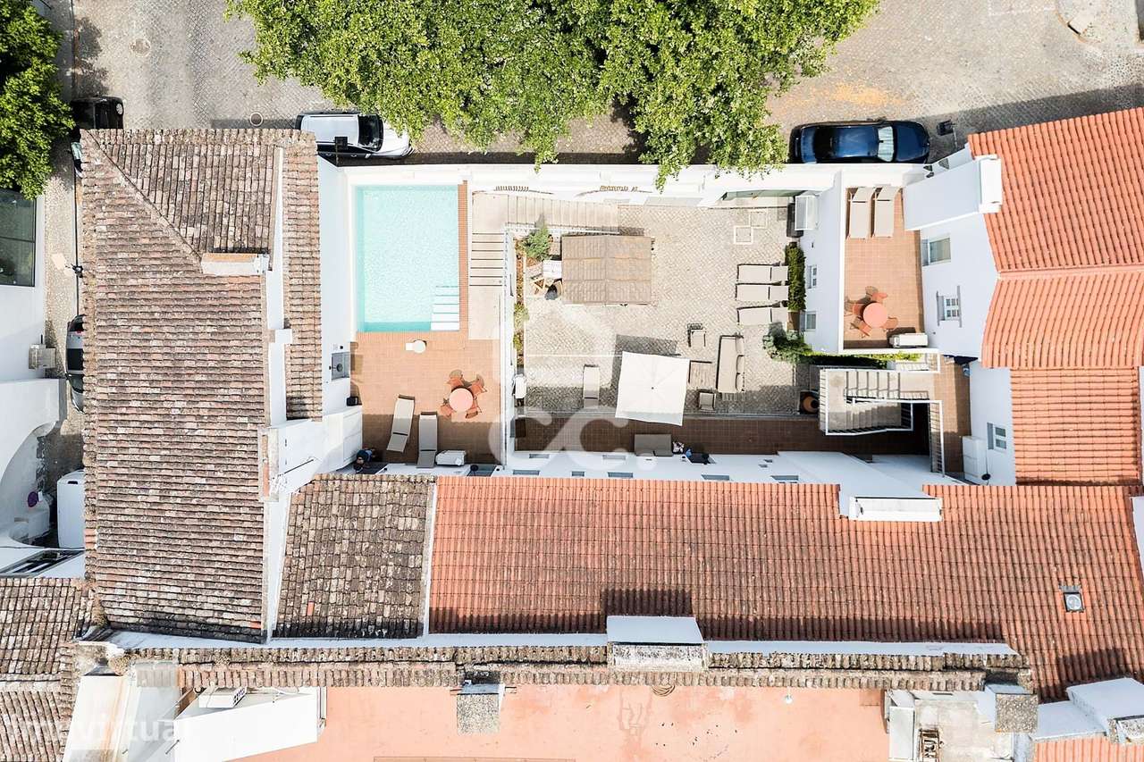 Apartamento T1 de Rés do Chão c/ Jardim e Piscina | Largo dos Penedos, - Grande imagem: 5/37