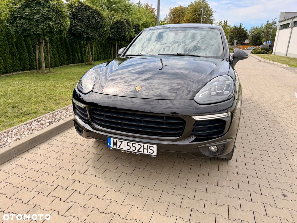 Porsche Cayenne Standard - 4