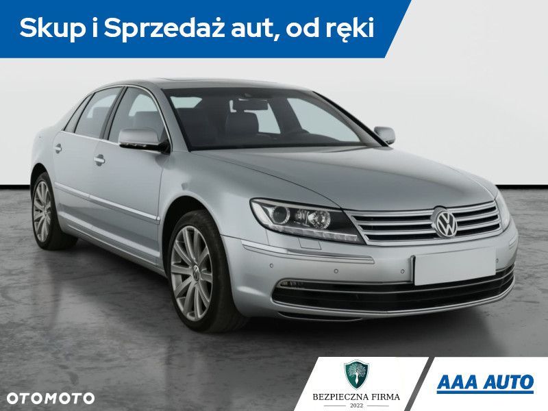 Volkswagen Phaeton - 3