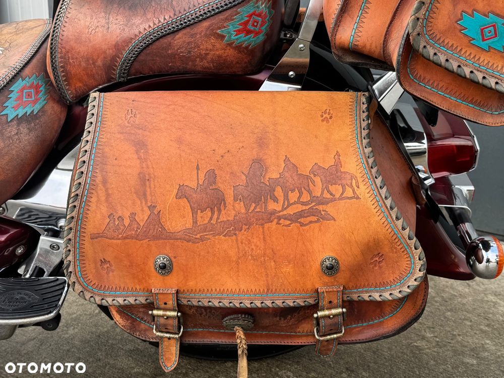 Suzuki Intruder - 28