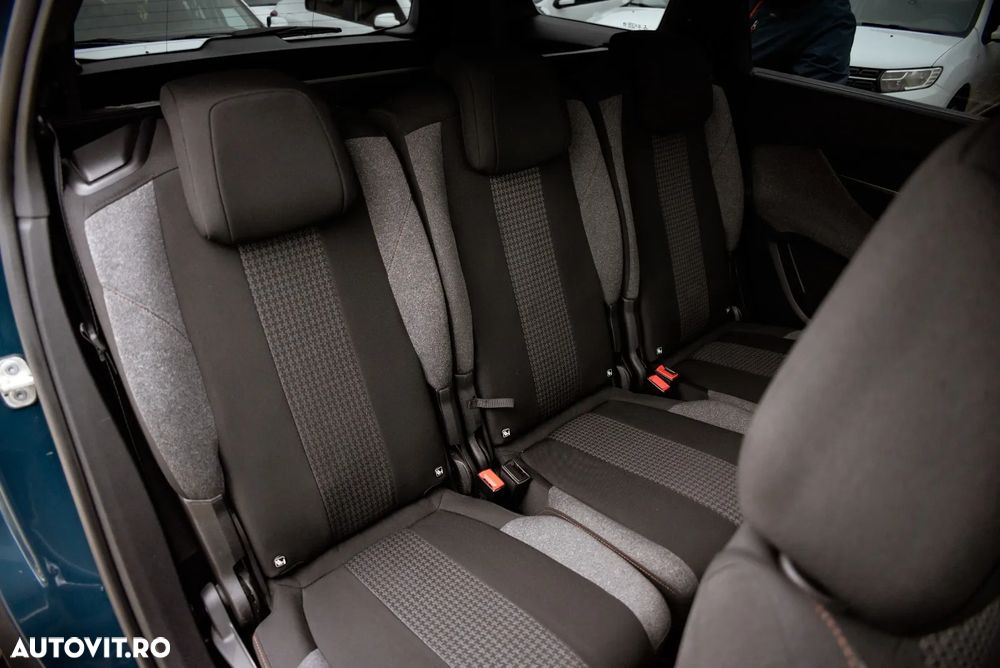 Peugeot 5008 1.5 BlueHDI s&s EAT8 Active - 21