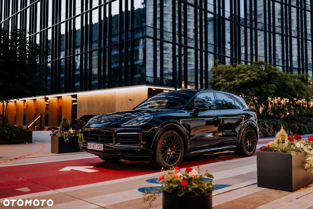 Porsche Cayenne GTS - 20