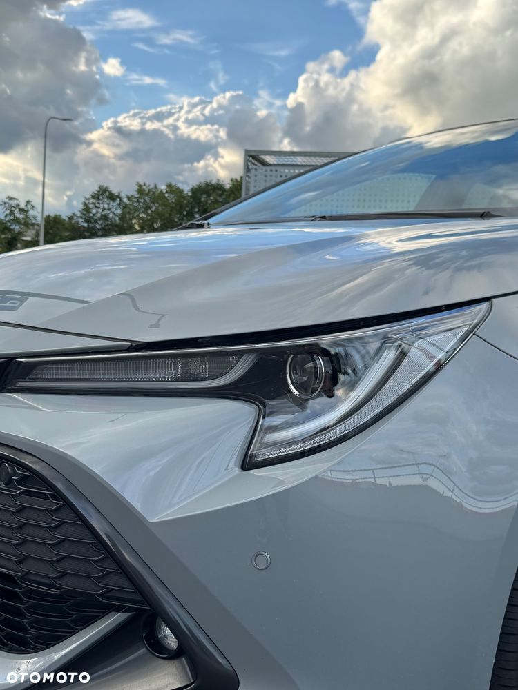 Toyota Corolla 2.0 Hybrid Executive - 7