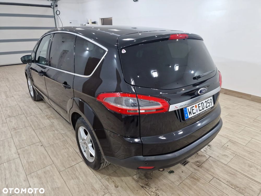 Ford S-Max 2.0 TDCi DPF Titanium X - 29