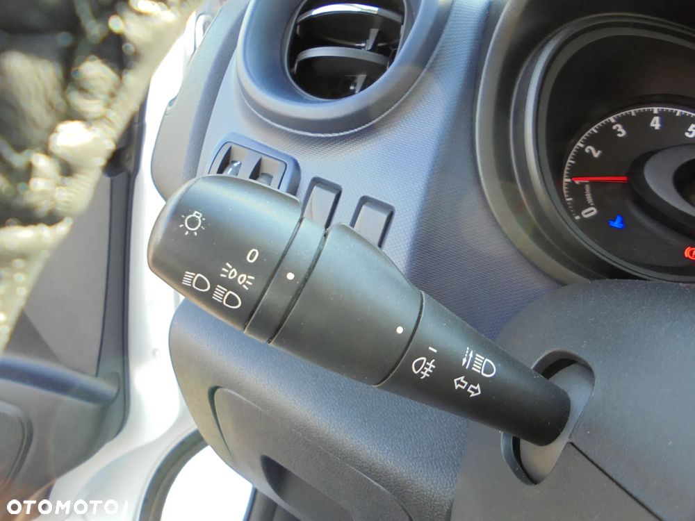 Opel VIVARO - 25