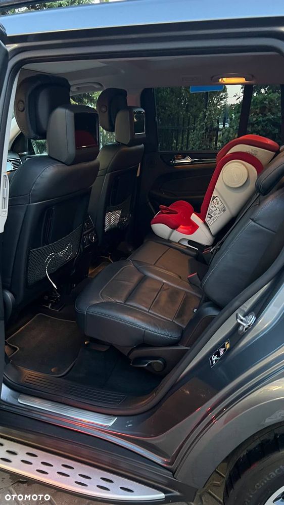 Mercedes-Benz GLS - 8