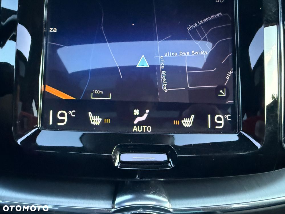 Volvo XC 60 D3 Drive-E Momentum - 34