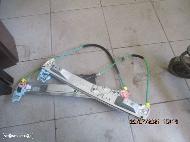 Elevador Sem Motor 541613212 OPEL CORSA E 2015 3P FD - 1