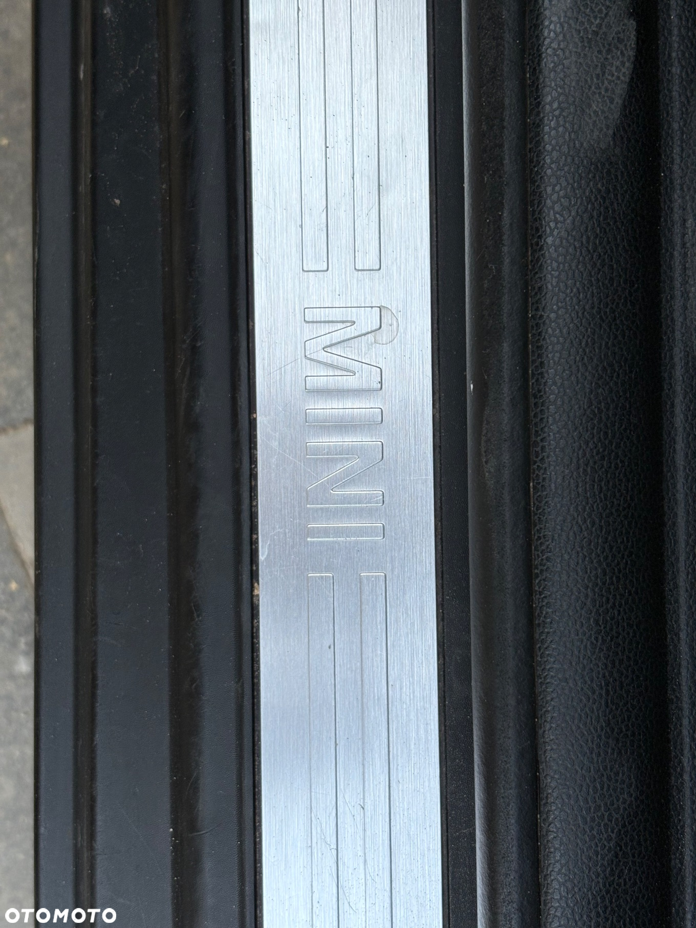 MINI ONE Standard - 15