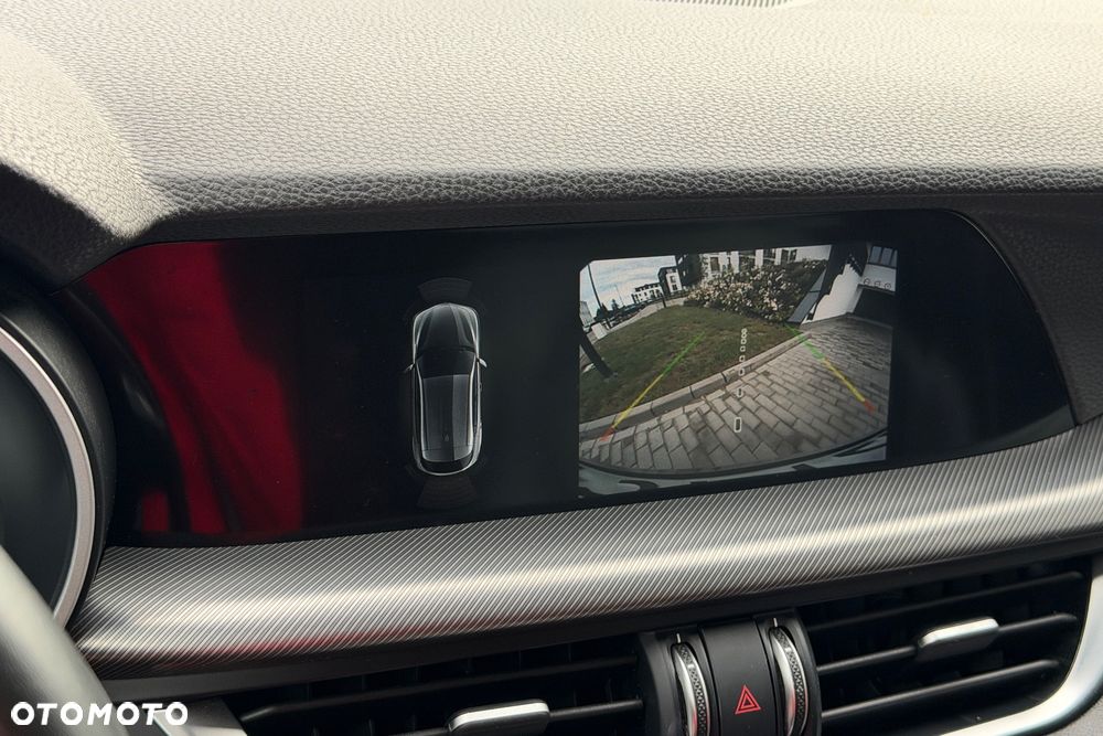 Alfa Romeo Stelvio 2.0 Turbo Veloce Q4 - 19