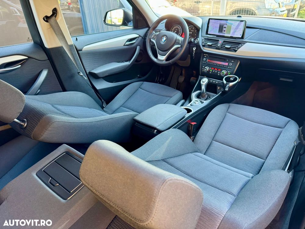 BMW X1 xDrive25d Sport Line - 23