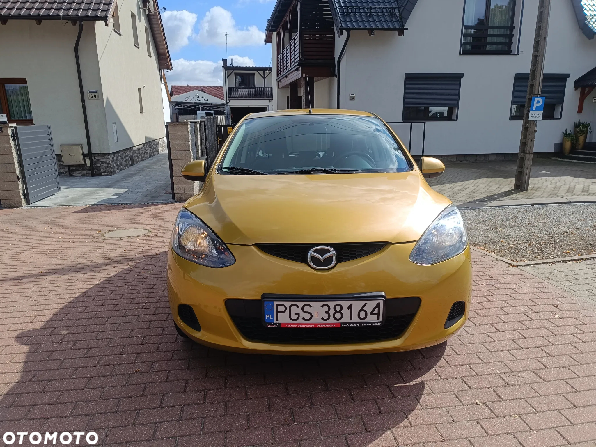 Mazda 2 - 3