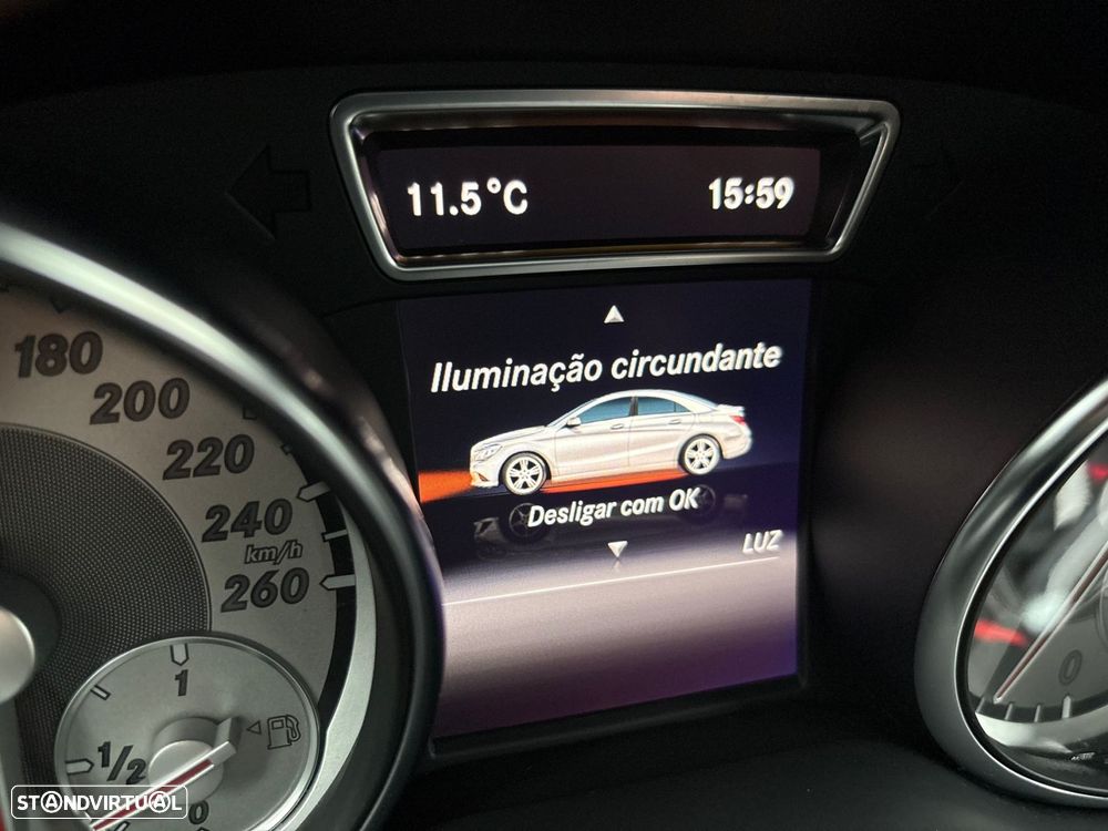 Mercedes-Benz CLA 200 CDI Urban - 33