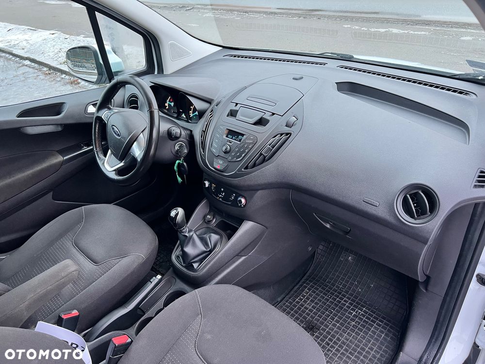 Ford Transit Courier - 5