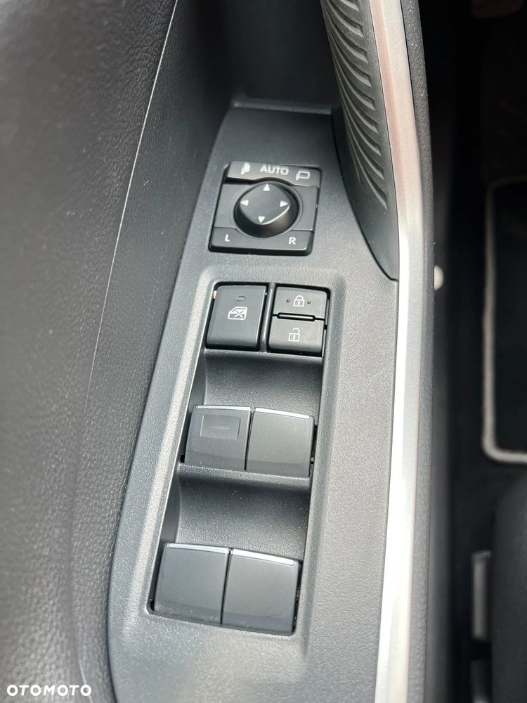 Toyota RAV4 2.5 4x4 Hybrid Black Edition - 11