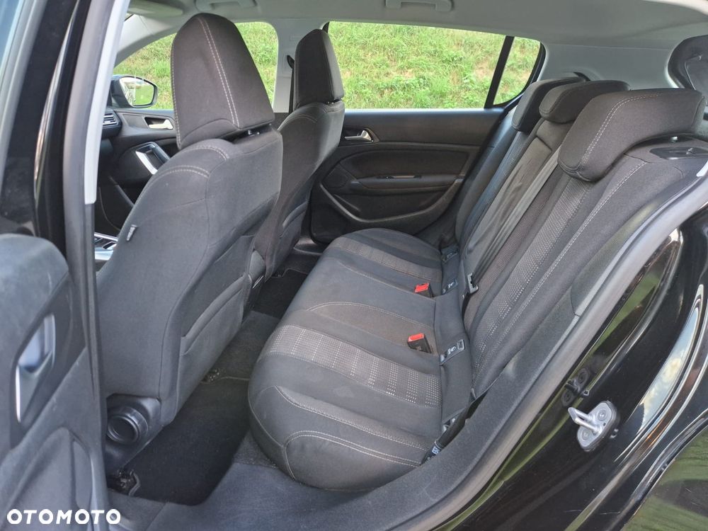 Peugeot 308 PureTech 130 EAT6 Stop & Start Active - 14