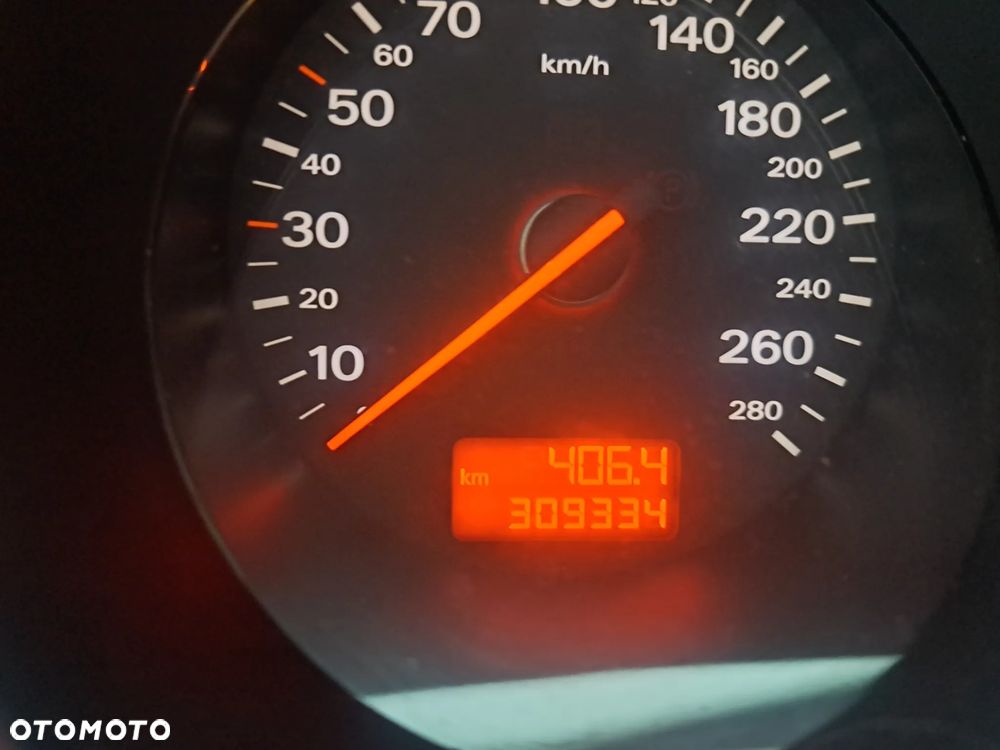 Audi A8 4.0 TDI Quattro - 9