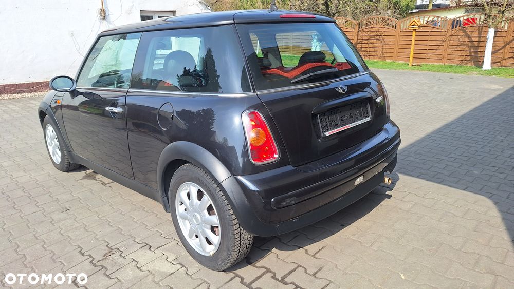 MINI ONE - 3