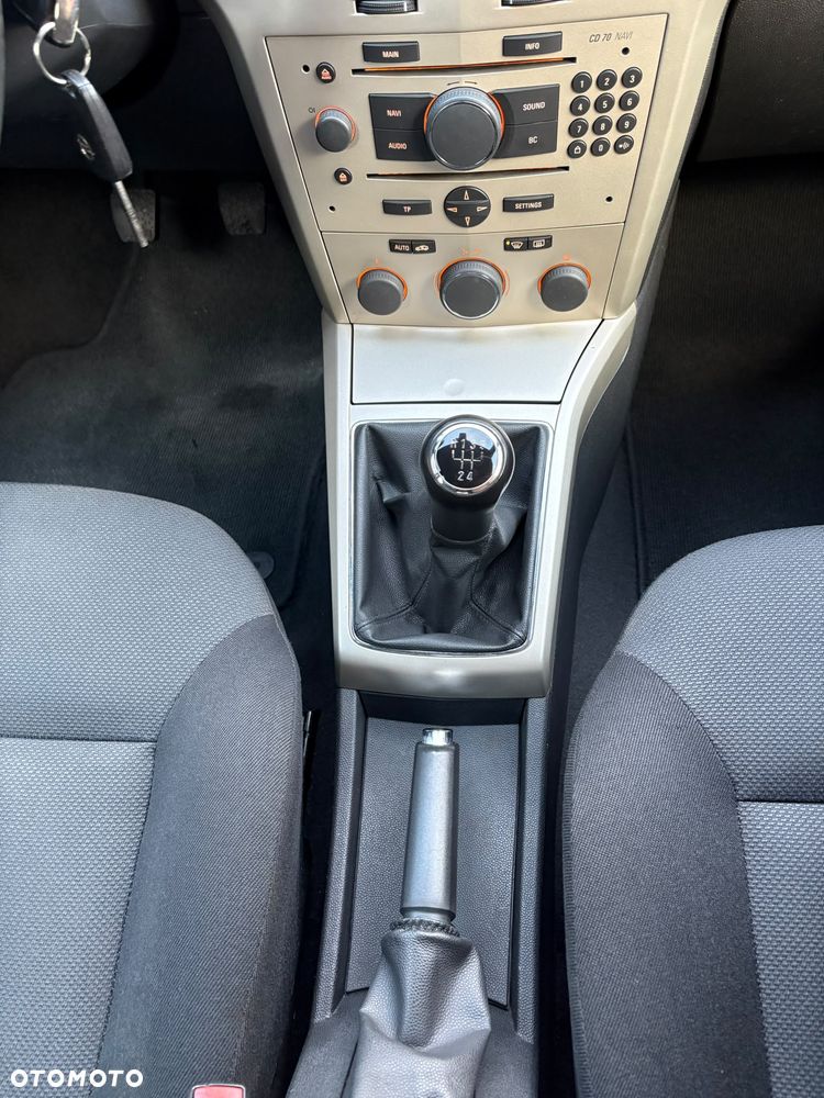 Opel Astra - 14
