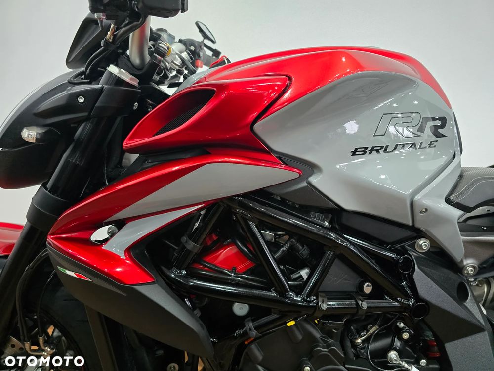 MV AGUSTA Brutale - 13