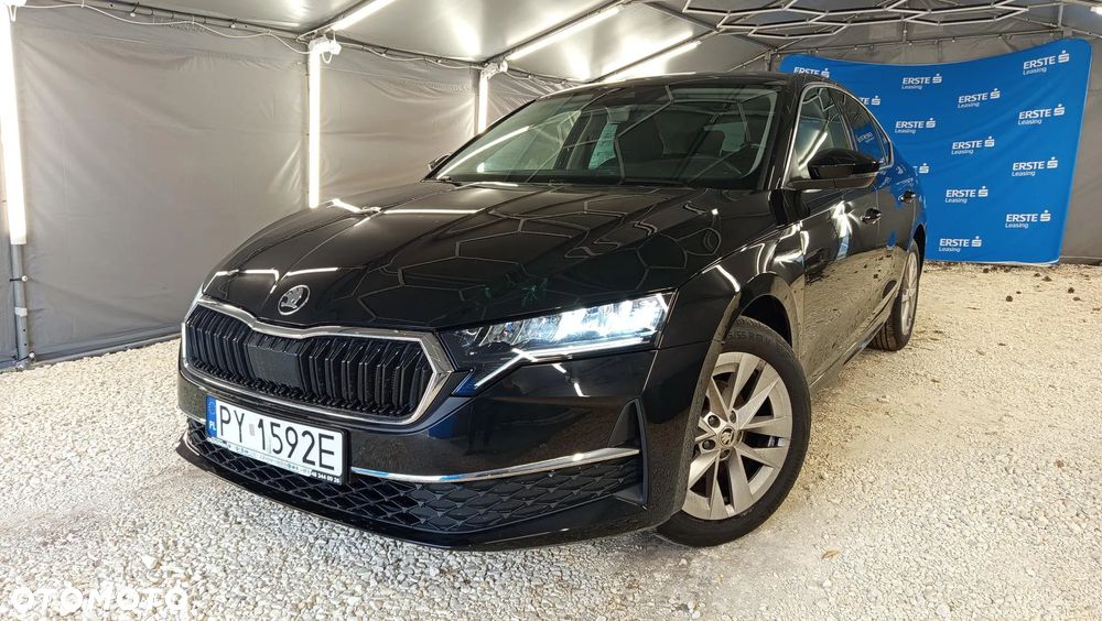 Skoda Octavia 2024 photo 2