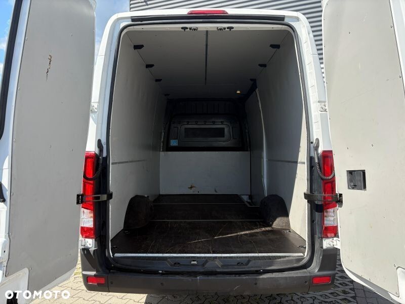 Hyundai H350 - 24